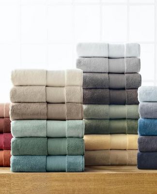 different colors of bamboo towels