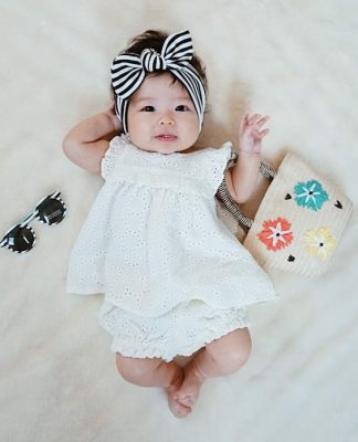 newborn-baby-girl-outfit