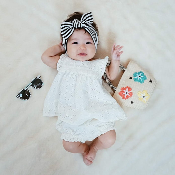 newborn-baby-girl-outfit