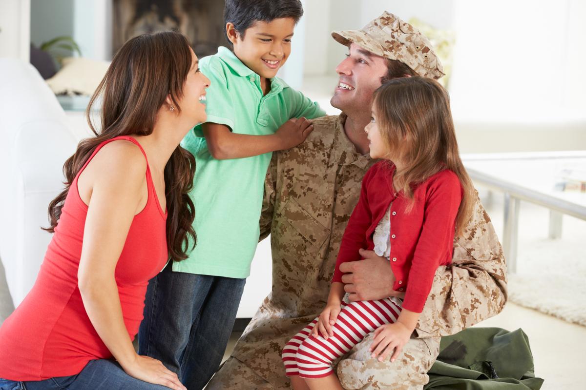 family-greeting-military-father